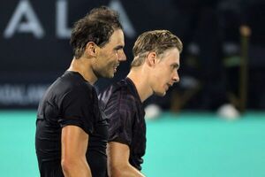 Shapovalov da positivo al covid-19 en Australia - Polideportivo - ABC Color