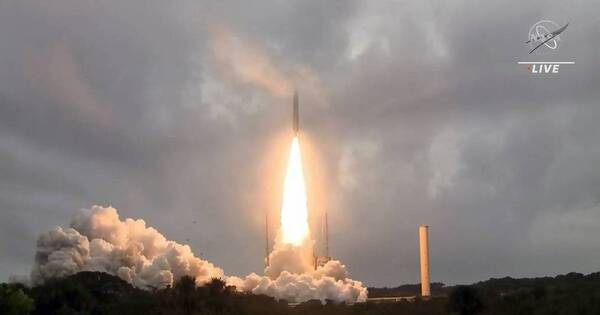 La Nación / El telescopio James Webb logró despegar con éxito