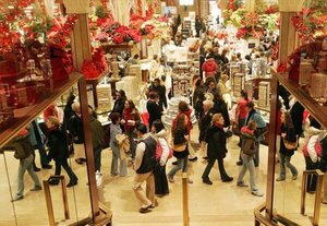 Pese a avance de Ómicron, registran repunte de ventas navideñas en EE.UU.