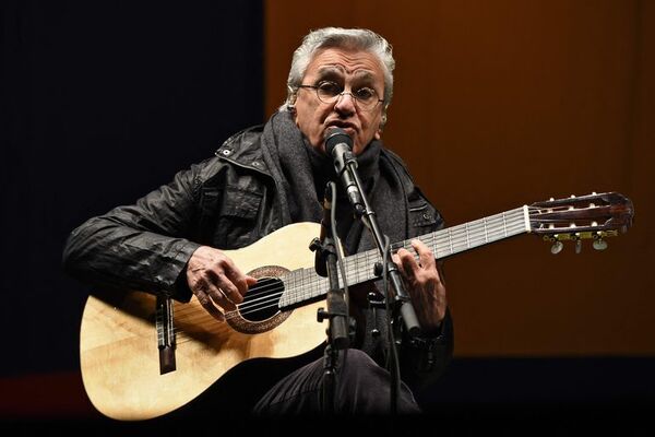 Caetano Veloso da positivo para la covid-19 - Mundo - ABC Color