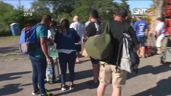 Puerto Falcón: Indignante trato a viajeros - SNT