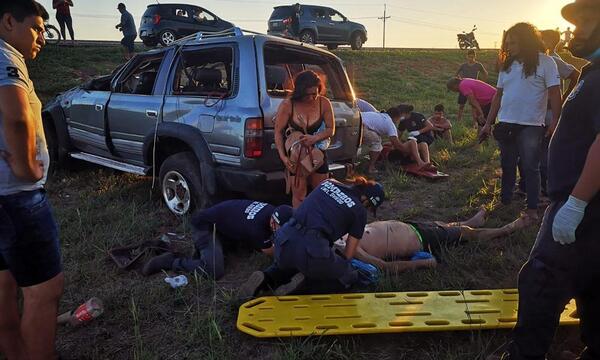 Un fallecido y varios heridos en accidente en Coronel Oviedo – Prensa 5