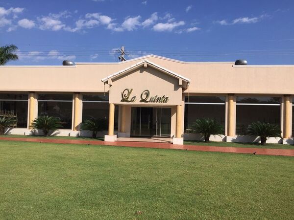 Caso cocaína en carbón vegetal: Fiscalía se incauta de 15 lujosos inmuebles - Nacionales - ABC Color