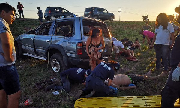 Accidente deja un fallecido y tres heridos en Coronel Oviedo - OviedoPress