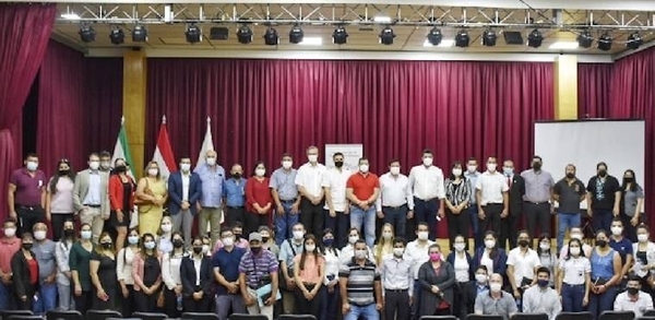 Diario HOY | Hacienda capacitó a 58 intendentes sobre normativas para transferencias de recursos