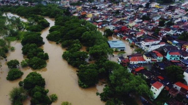 Fuertes lluvias en Brasil dejan 18 muertos y más de 16 mil damnificados