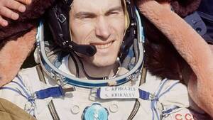 El “último ciudadano soviético”: Sergei Krikalev, el cosmonauta abandonado en el espacio mientras la Unión Soviética colapsaba