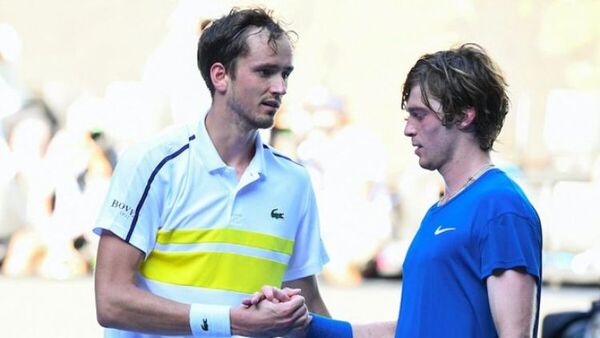 Preocupación en el Abierto de Australia: un top 5 dio positivo para COVID-19