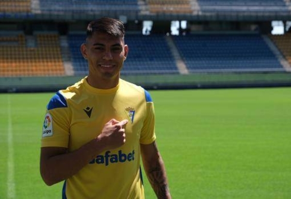 Diario HOY | Cinco positivos en el equipo de Santiago Arzamendia