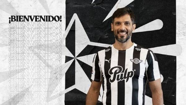 Libertad anuncia oficialmente a Roque Santa Cruz