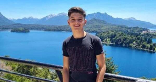 La Nación / Emotivo gesto: joven regaló su viaje de egresados a un compañero de escasos recursos