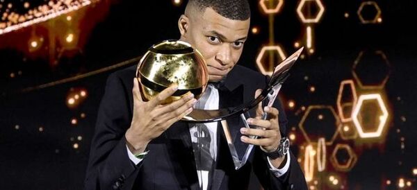 Mbappé en contra de un Mundial cada dos años