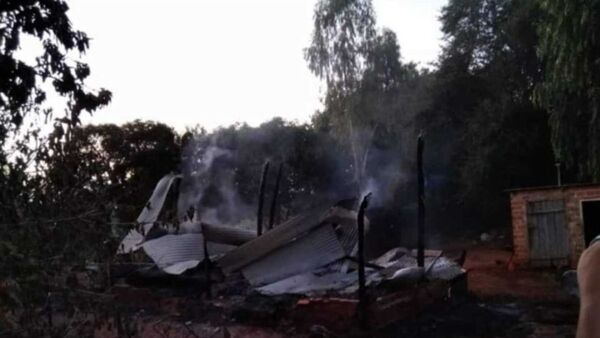Cargador de un celular causó incendio fatal