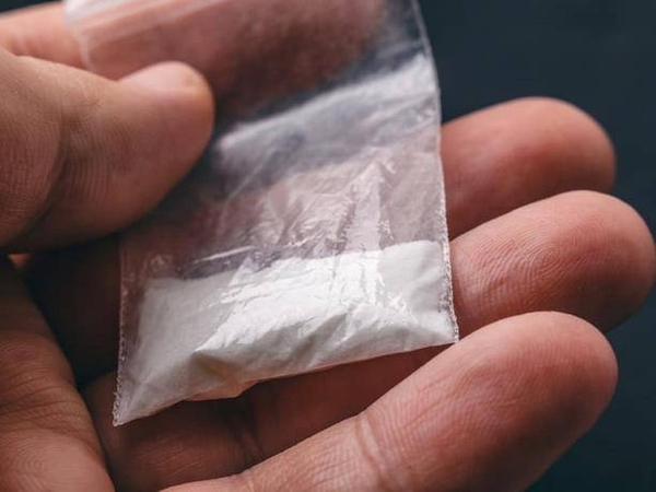 Diario HOY | Un italiano da cocaína diluida a su hija de 5 años en lugar de laxante