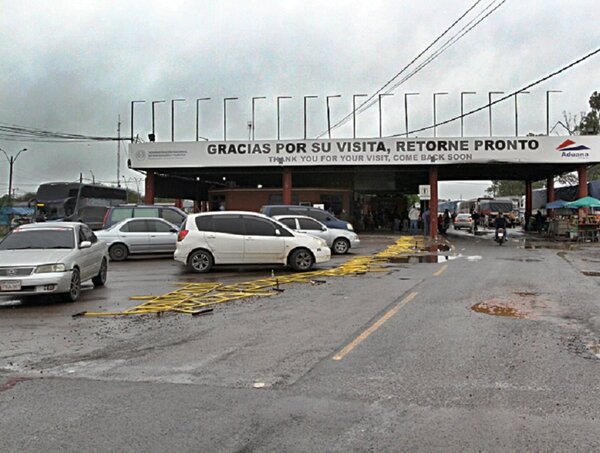 "Viajar a Buenos Aires en bus dura 26 horas" · Radio Monumental 1080 AM