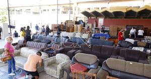 La Nación / Se inició feria de Corazones Abiertos: ropas, electrodomésticos y muebles a precios accesibles