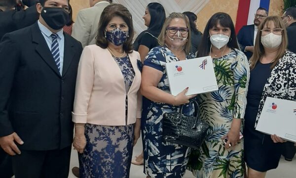 ANEAES acredita carrera de Formación Docente del CRECE