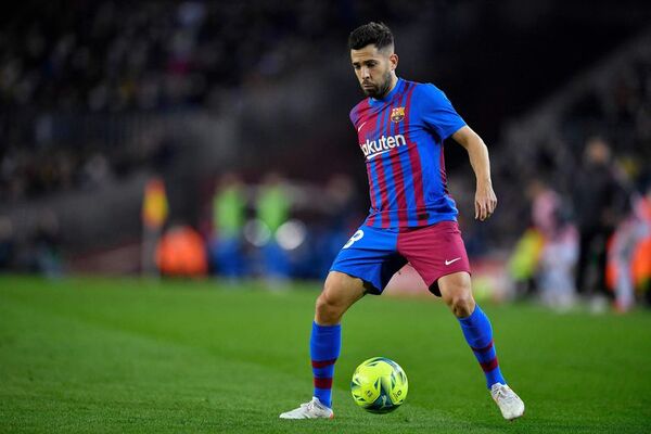 Jordi Alba, otro positivo por coronavirus en el Barcelona - Fútbol Internacional - ABC Color
