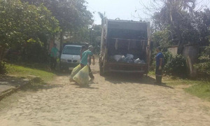 Gancheros cierran acceso al vertedero y empresa informa sobre imposibilidad de seguir recolectando basura - OviedoPress