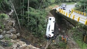 Colombia | Siete muertos en un accidente de autobús en la ruta Medellín - Bogotá