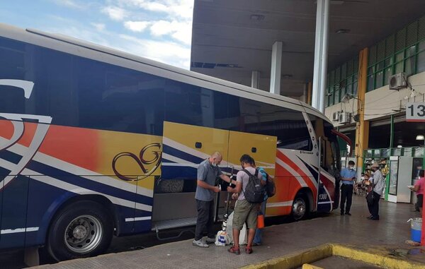 Dinatran libera horario de buses para Año Nuevo