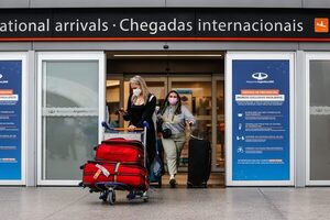 Sector turístico de Argentina acuerda mantener precios en temporada de verano - MarketData