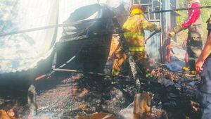 Mamá salvó a sus dos hijos de un incendio