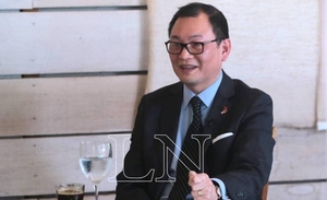 Diario HOY | Condecorarán al embajador de República de China (Taiwán)