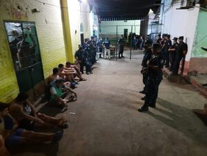 Frustran fuga de cuatro internos de la cárcel de Villarrica · Radio Monumental 1080 AM