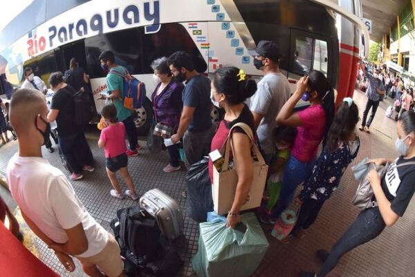 Dinatrán liberará horarios de buses en vísperas de Año Nuevo