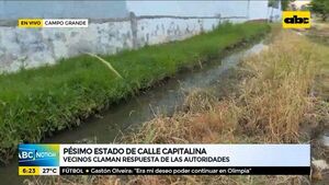 Calle con agua servida a metros del ministerio del Ambiente - Nacionales - ABC Color