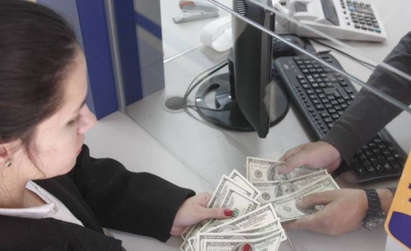 Diario HOY | Persiguen a los "comunes" mientras los "manguruyuses" mueven millones sin control
