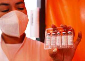 Chile busca adquirir la vacuna anticovid de Moderna para administrarla como cuarta dosis - .::Agencia IP::.