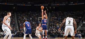 Stephen Curry llega a los 3.000 triples en los campeonatos de la NBA