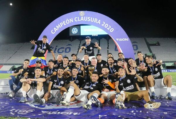 Olimpia, a un año de la 45 - Fútbol - ABC Color