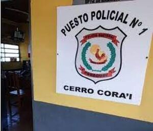 Motochorros despojaron a una mujer de una motocicleta y celulares