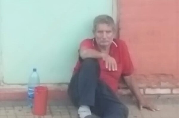 Buscan a familiares de un hombre extraviado •