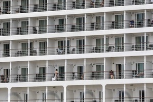 Autoridades brasileñas reportan un brote de 146 casos de covid en dos cruceros - MarketData