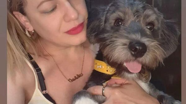 Chofer casi bajó a joven de micro porque llevaba a su perrito