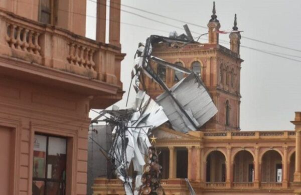 Destrozos en el Palacio de López: no hay riesgo de colapso, aseguran