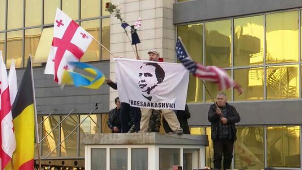 Trasladan de vuelta a prisión al expresidente de Georgia Mijail Saakashvili