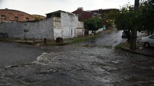 Asunción: Raudales y destrozos en intenso temporal