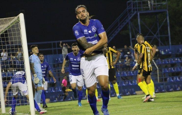 Diario HOY | El delantero que era para Cerro… fue anunciado en Bolivia