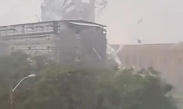 Voló parte del Palacio de Gobierno