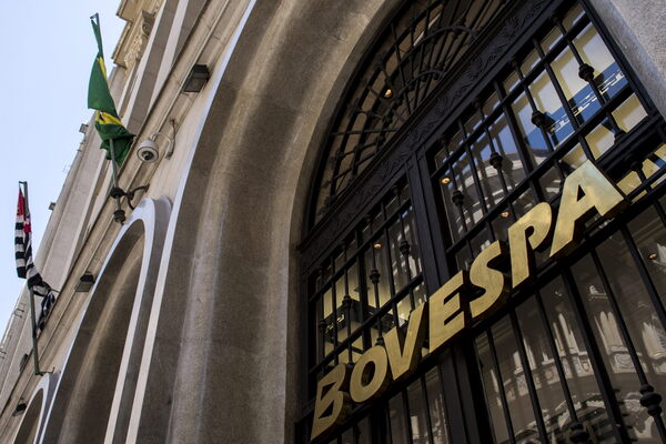 La pandemia, la inflación y la política castigan a la Bolsa de Sao Paulo - MarketData