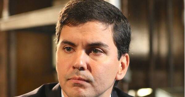 La Nación / “Santi” condena persecuciones y rechaza alianzas de la ANR