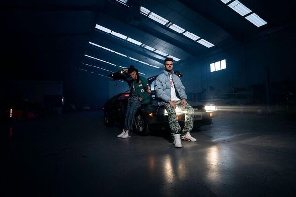 Adexe y Nau presentan su nuevo single “Diferente”