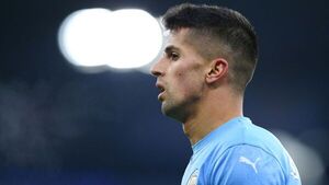 Joao Cancelo, del Manchester City, agredido durante un robo en su hogar