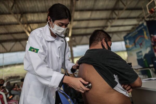 América acaba 2021 con el peor registro de la covid pero arriba en vacunación - Mundo - ABC Color