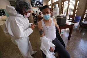 Bolivia declara emergencia tras pico de casos de coronavirus